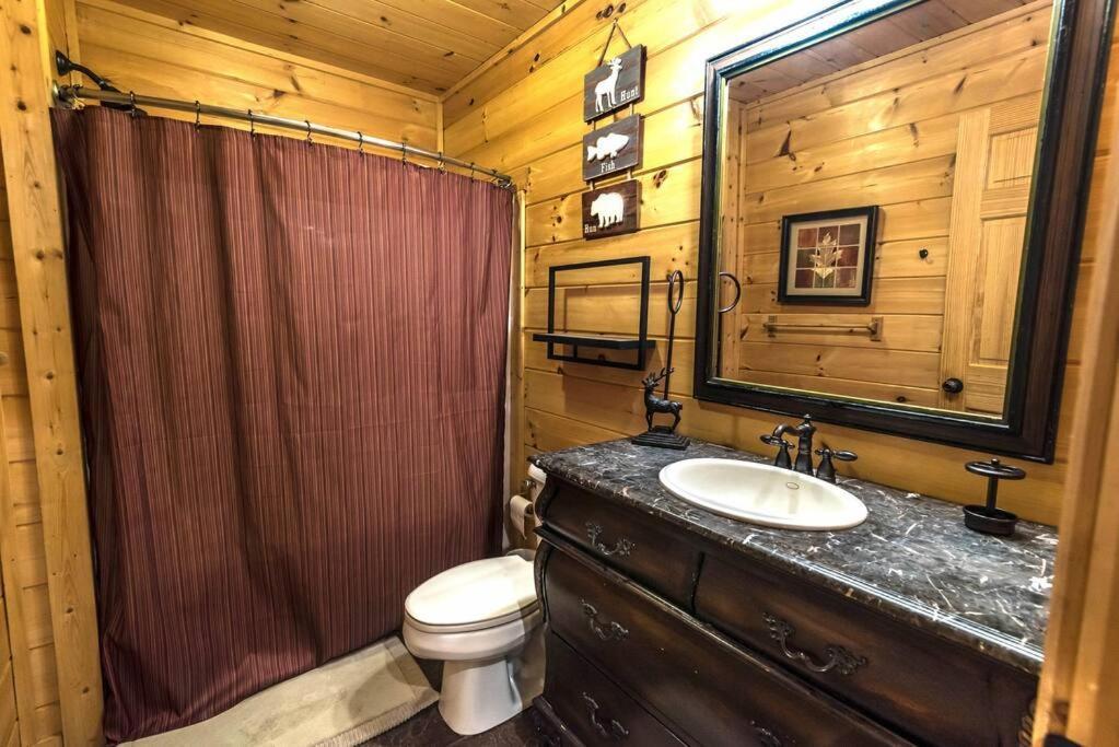 Private Creekside Cabin+Hot Tub,Pool Table, & Pets Ellijay Eksteriør bilde